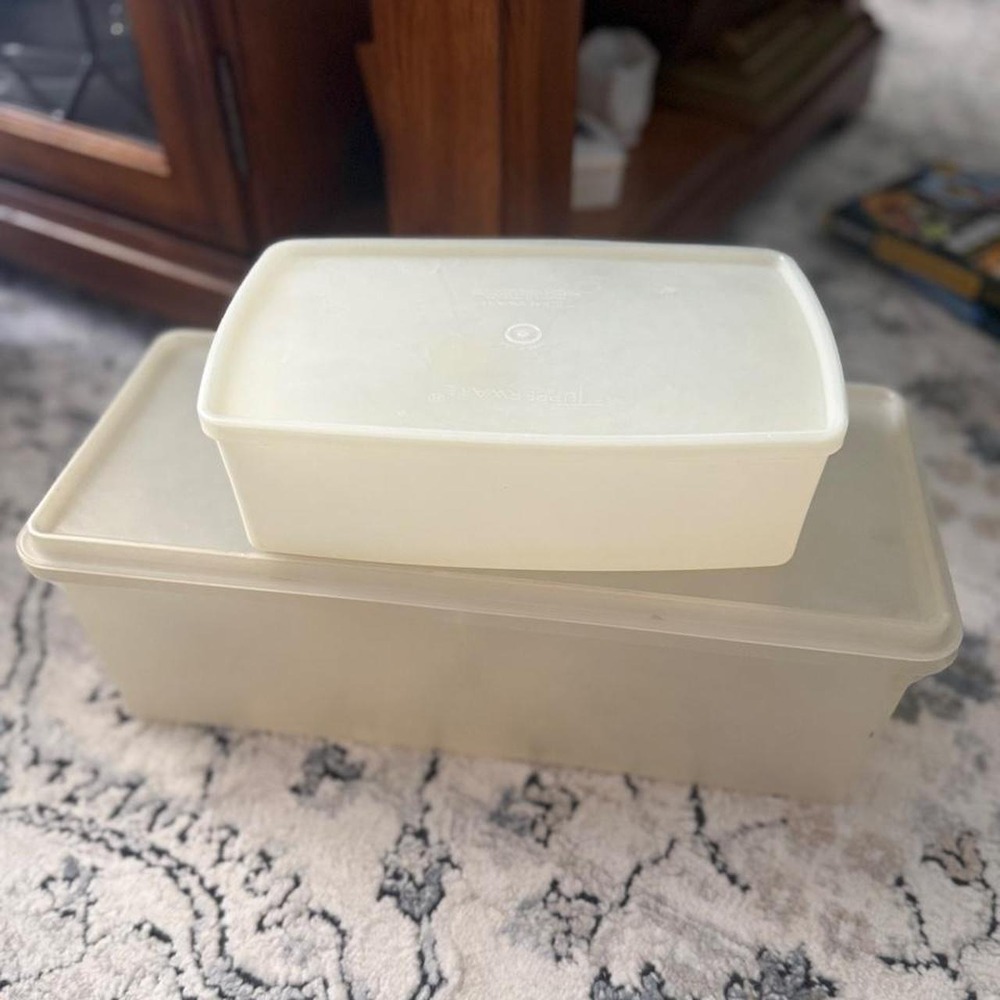 White Tupperware containers with lids Breadbox